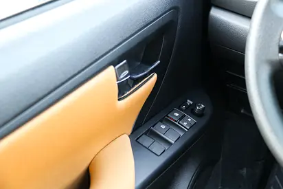 2026 Toyota FORTUNER 照片 7