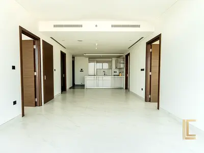 2 PARKINGS | UNFURNISHED | BRAND NEW 3 BED |VACANT