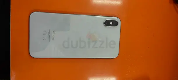 Apple iPhone XsSilver - Good Working Condition
