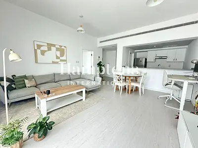 Furnished | Upgraded | High Floor