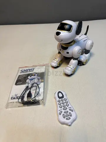 Remote-control robotic dog with accessories - good condition