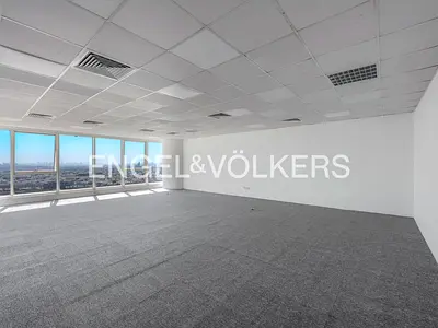 Grade A | Fitted | Race Course View