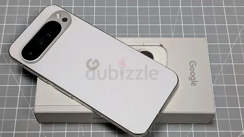 Google Pixel 10 Pro XL 5G Procelain 256 GB with warranty ( Canadian version)