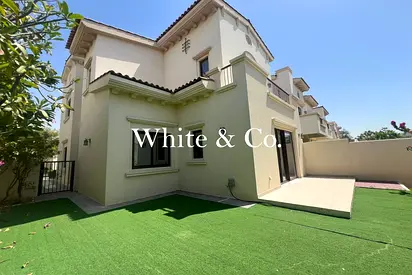 2E | Vacant Now | End Unit | Best Value