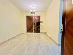Elegant 2BED Road View Balcony !! Covered Parking
