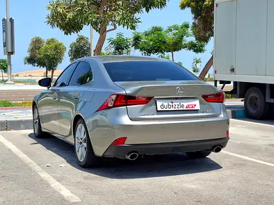 2016 Lexus IS-SERIES — фото 8