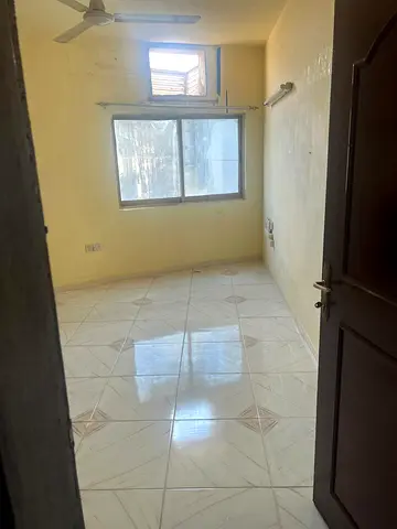 //VACANT FLAT//STUDIO//NEAR SALAH ALDIN METRO//IDEAL FOR 👨‍👩‍👧 //