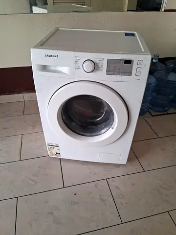 Samsung Front Load Washing Machine - Good Working Condition