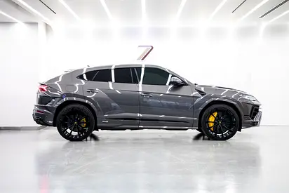 صورة مصغرة 3 لـ 2024 Lamborghini URUS