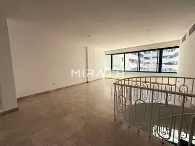 CHILLER FREE I| 3BHK DUPLEX || NEAR METRO || FAMILY BUILDING