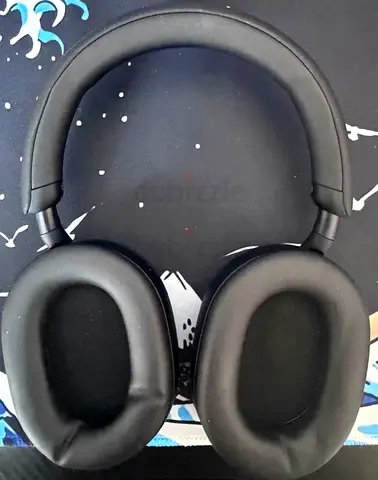 Over-ear wireless headphones - good condition