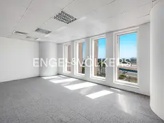 Grade A | Glass Partitioned | Carpet Flooring