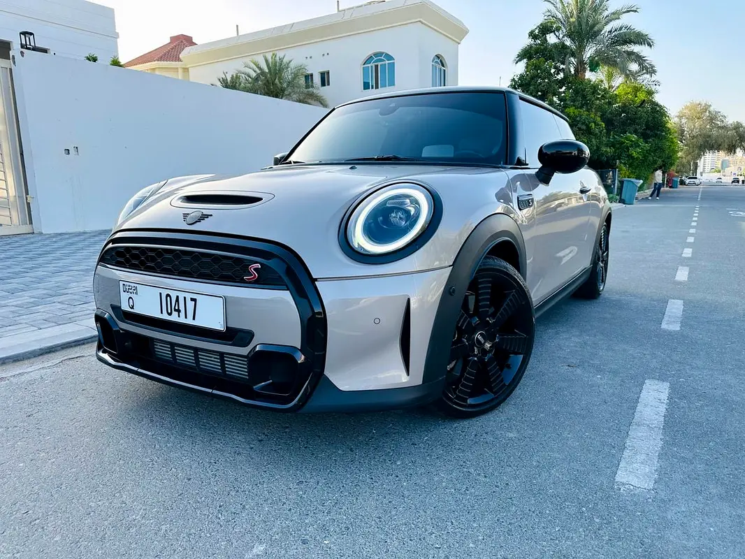 MINI Cooper 2023 — photo 1 of 13