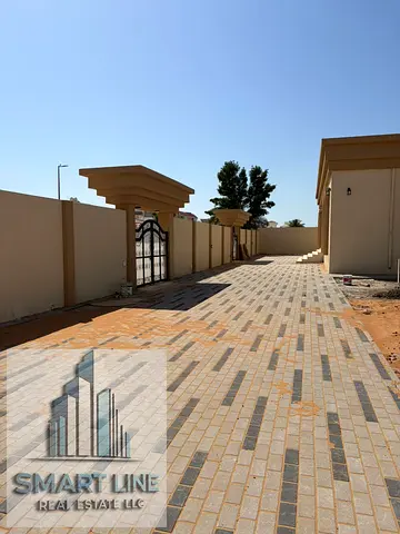 Like Brand New 6 BEDROOM plus Villa with 2 Kitchens maid Room Laundry Room, Huge Majlis Room With Big Open Yard close to park In Prime Location