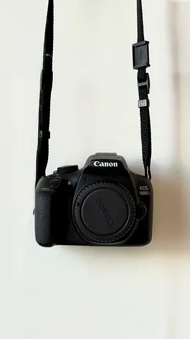 Canon EOS 1300D DSLR Camera Bundle – 2 Lenses (18–55mm + 55–250mm) Excellent Condition
