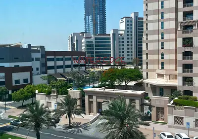 Bright 1BR | Unfurnished | The Greens