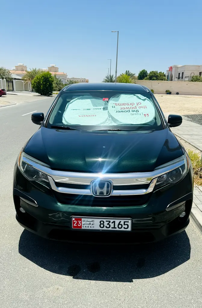 Honda Pilot 2019 — photo 1 of 10