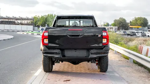 2026 Toyota HILUX 照片 3