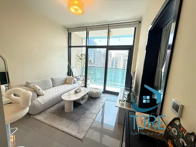 CANAL VIEW | HIGHER FLOOR | WELL MAINTAINED