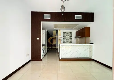 Studio with Separate Kitchen | Near To exit and Entrance