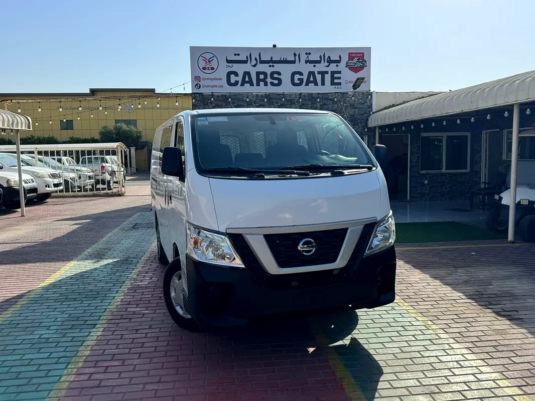 Nissan Urvan 2019 — photo 1 of 13