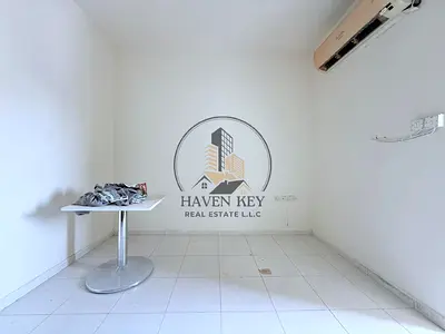 VERY SPACIOUS STUDIO // PRIME LOCATION // FAMILY BUILDING // REASONABLE PRICE // EASY ACCESS TO DUB