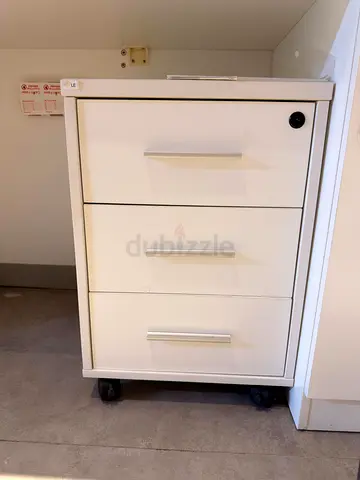 White 3-Drawer Mobile Pedestal Cabinet