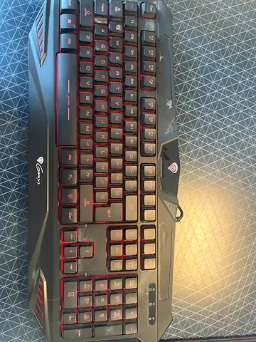 Genesis Gaming Keyboard with rgb Backlight — Full-Size USB Wired