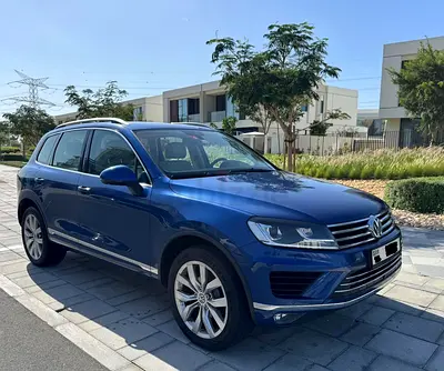 Volkswagen Touareg Sport 2016 GCC Specs - Serviced with Al Nabooda (perfect condition) for Sale