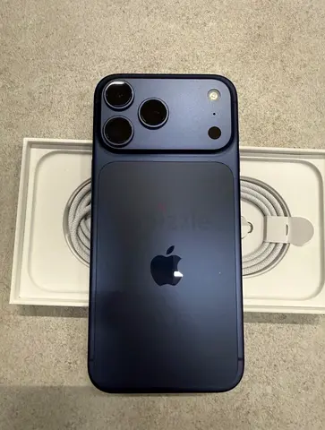 iPhone 17 Pro 1TB Dark Blue