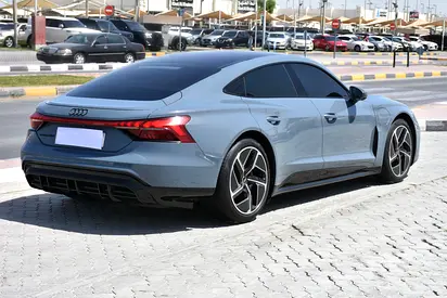 2022 AUDI E-TRON GT — фото 5