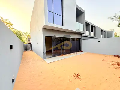 Premium 3BR Corner Townhouse | Extra Space | Family-Friendly