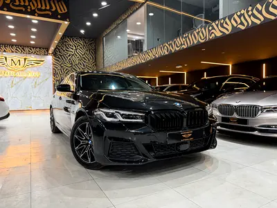BMW 5-Series 520i Exclusive 2023 | Korean Specs | Immaculate Condition