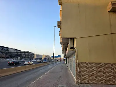 **Investment Building for Sale in Muwaileh, Main St (MBZ)**