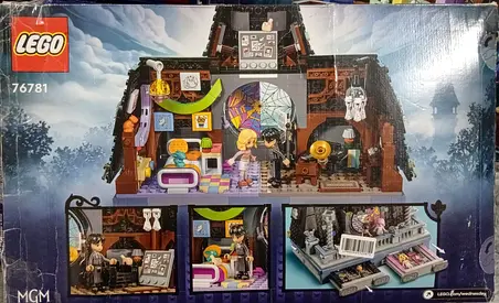Lego Wednesday and enids dorm room