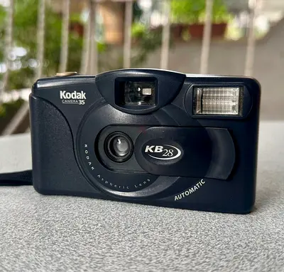 Kodak KB28 35mm Point  Shoot Film Camera - Working