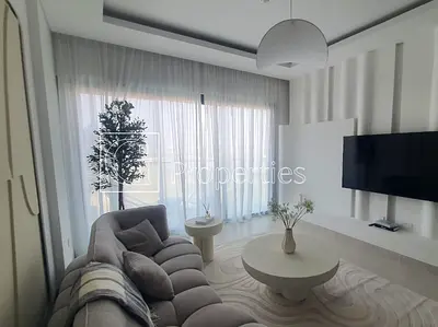 Fully Furnished | Spacious 1BR | Urban Living