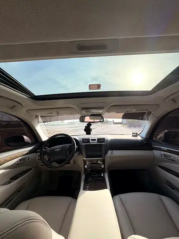 2012 Lexus LS-SERIES thumbnail 7