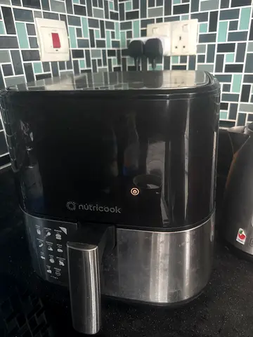 Nutricook Air Fryer - Compact Electric Air Fryer (Used)