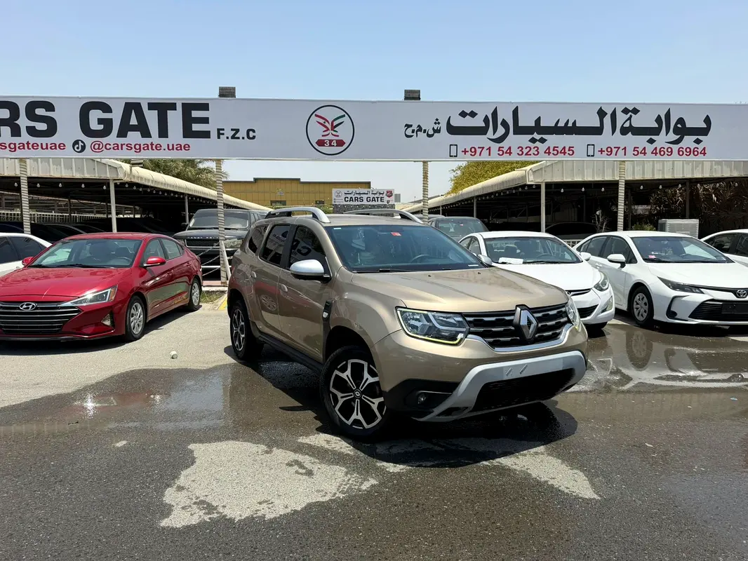 Renault Duster 2020 — photo 1 of 15