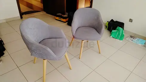 Set of 2 Grey Upholstered Accent Chairs with Wooden Legs