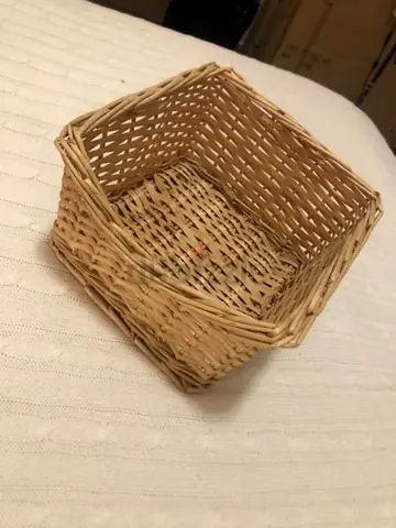 Decoration basket 10