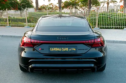 2022 AUDI RS E-TRON GT 照片 8