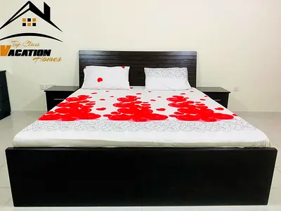 Move In Today! Beautiful Fully Furnished Apartment
