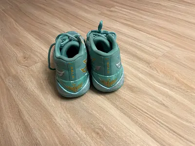 Light blue childrens high-top sneakers, gently used Lamelo ball mb0.2 Lunar new year puma