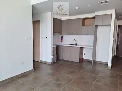 Elegant 1BR Apartment in Creek Gate | Ready to Move