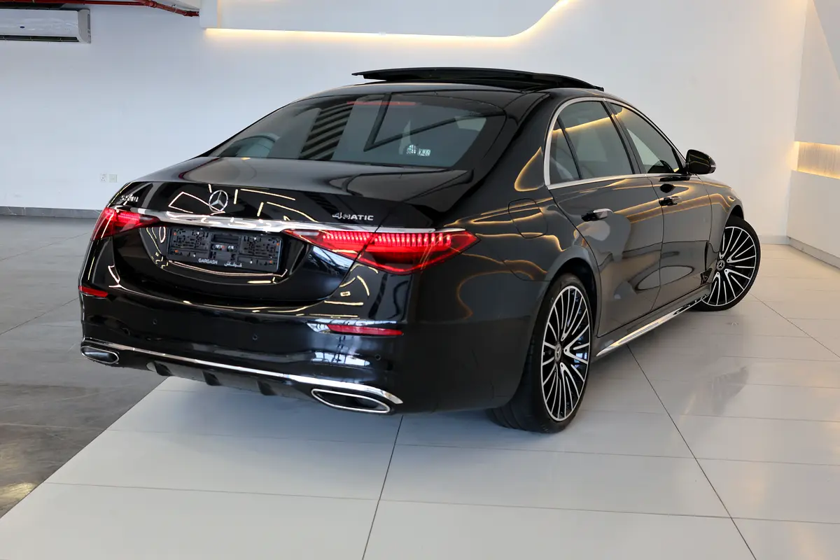 Mercedes-Benz S-Class 2024