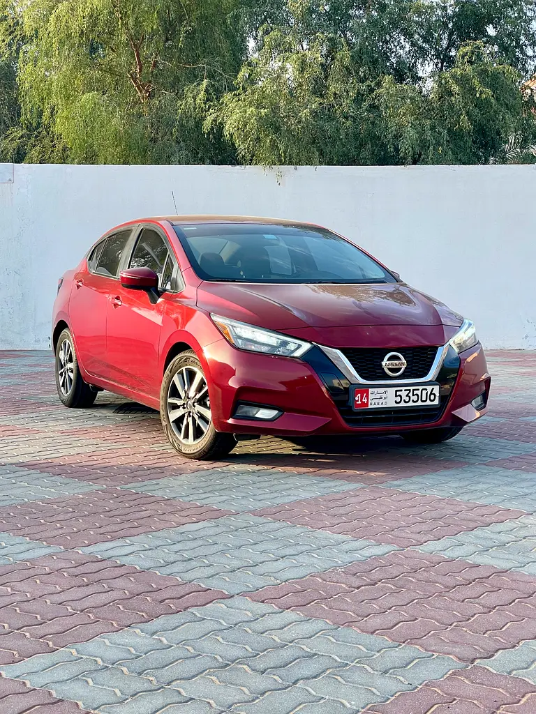 Nissan Sunny 2022 — photo 1 of 6