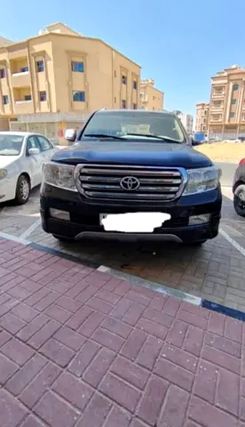 Toyota Land Cruiser GXR 2011 GCC Specs v6