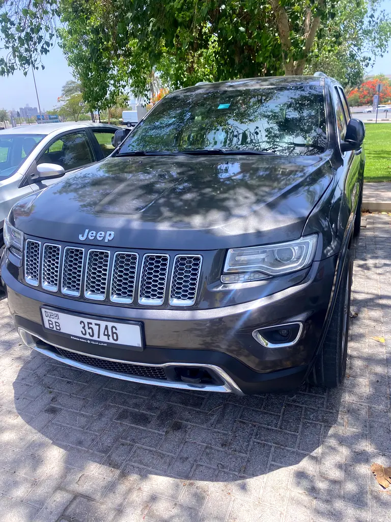 Jeep Grand Cherokee 2014 — photo 1 of 15